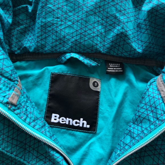 teal bench jacket - Picture 3 of 3